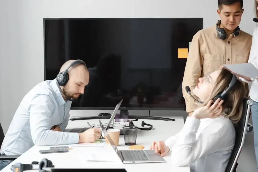 B2B Cold Calling professionals at work