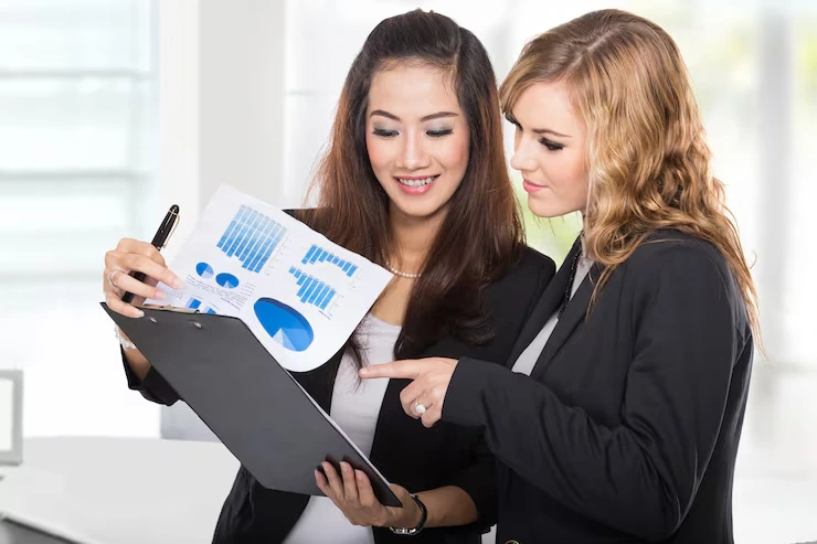 Real-Time Reporting and Performance Metrics